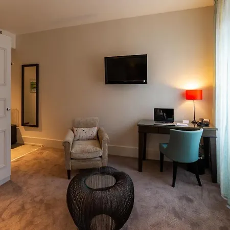 Hotel Le Griffon D'or 3*