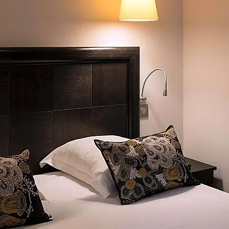 Le Griffon D'or Hotel 3*