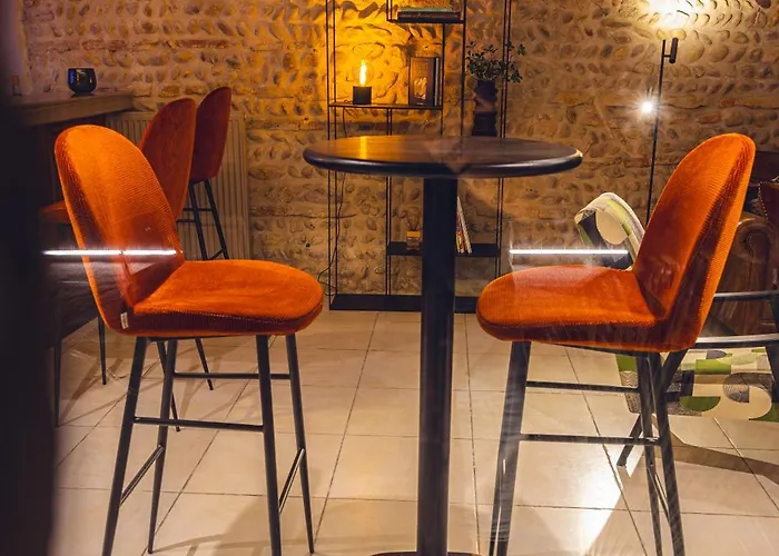 Le Griffon D'or 3* بور أو بريس